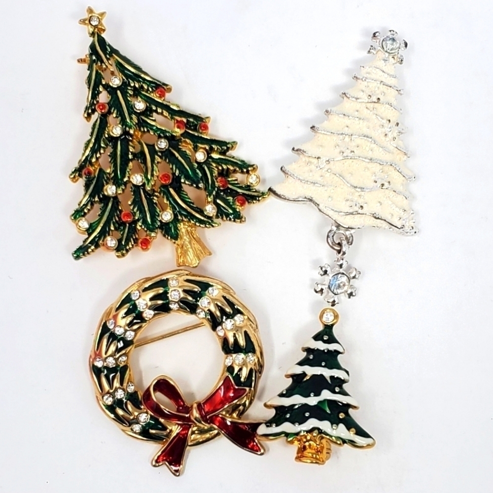 VINTAGE CHRISTMAS BROOCH LOT OF 4 TREES WREATH CHRISTOPHER RADKO WOMEN JEWELRY